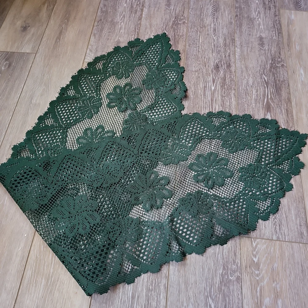 Heritage Lace Long Table Runner Green Doily